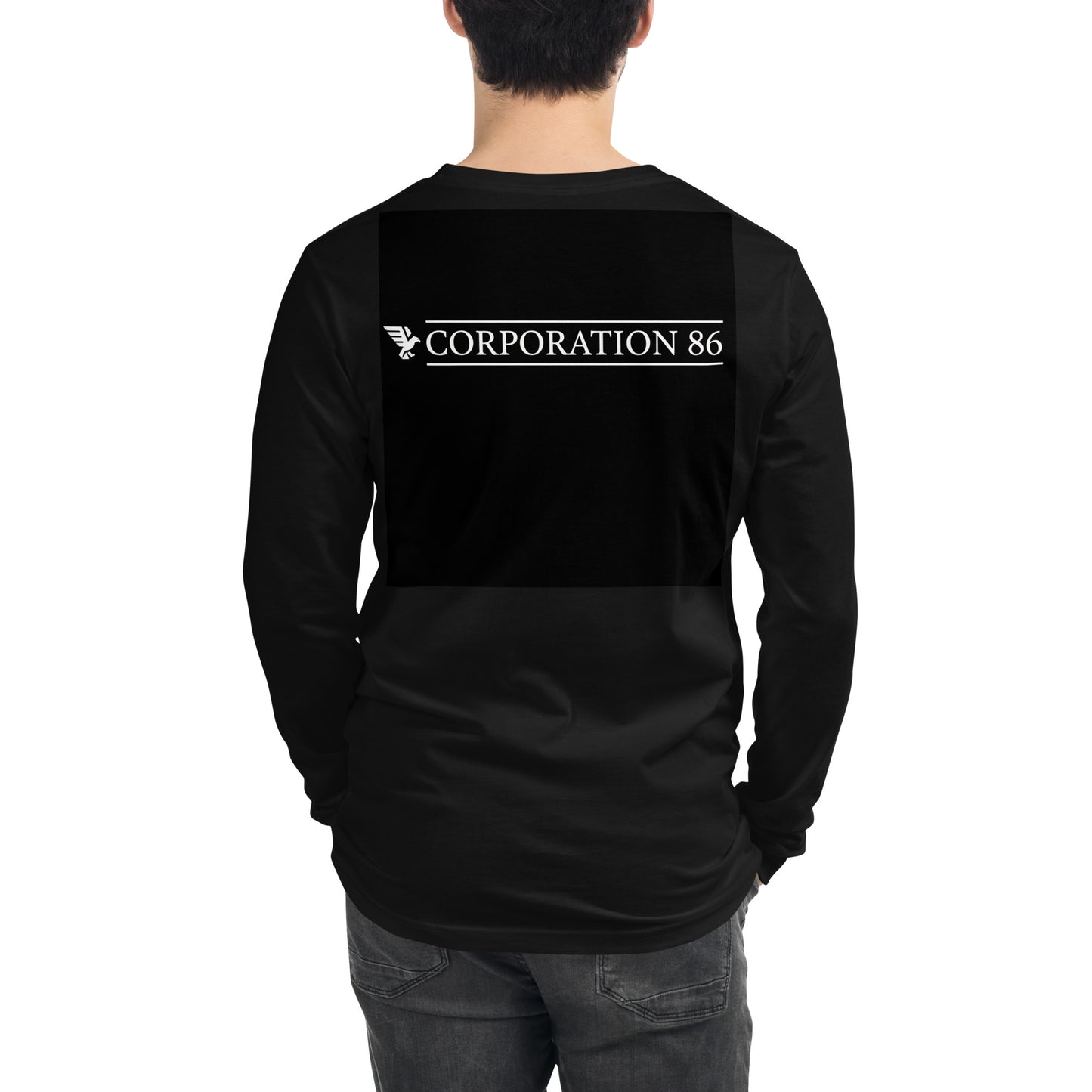 T-shirt unisex a maniche lunghe nero di CORPORATION-86 vista da dietro, morbido tessuto e stile casual.