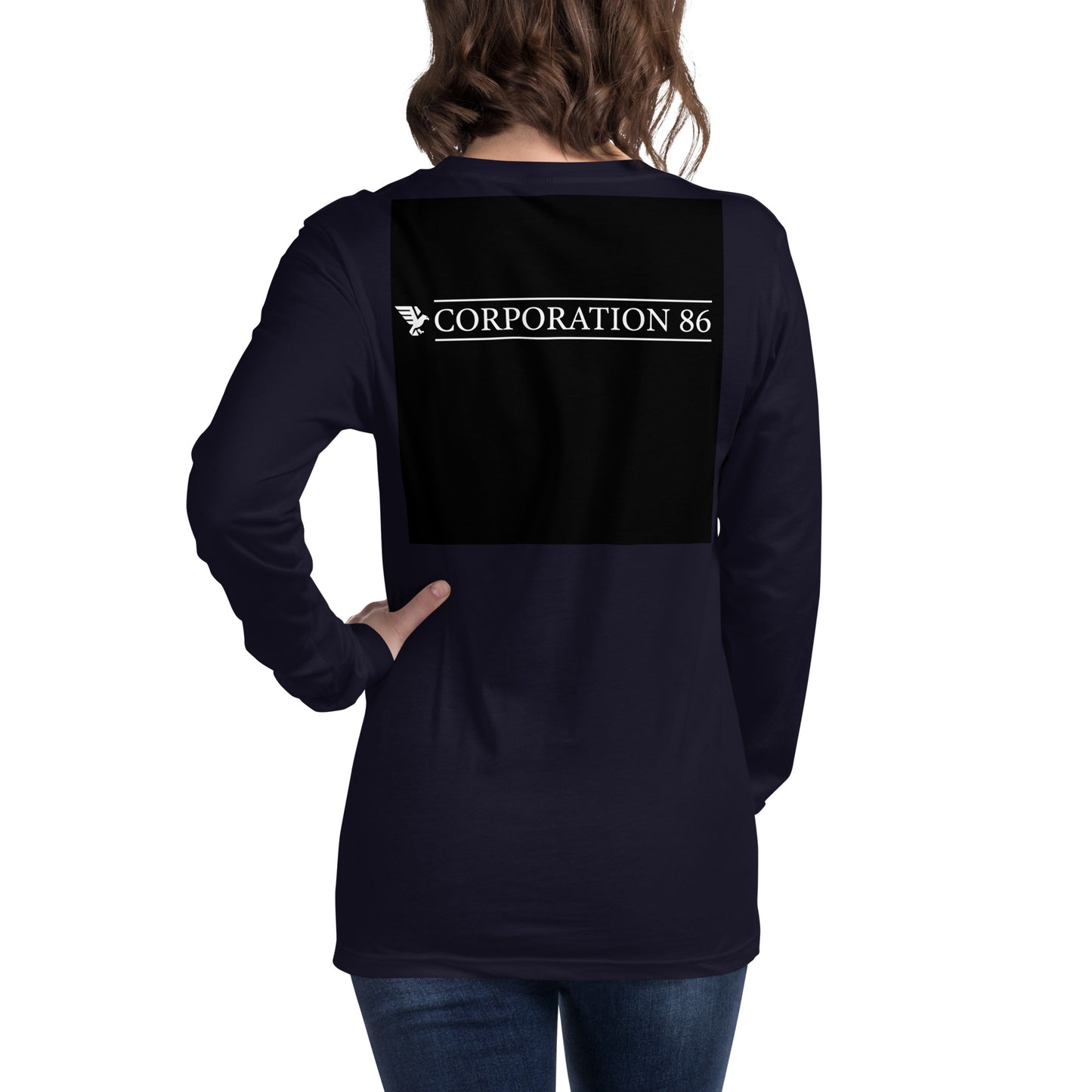 Maglietta unisex a maniche lunghe CORPORATION-86 in colore blu navy, vista posteriore con dettaglio del tessuto e vestibilità.